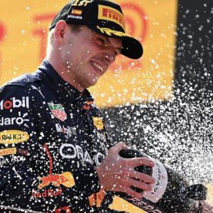 F1 | Verstappen vince in Spagna e diventa leader del campionato