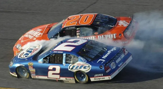 Tony Stewart e Kurt Busch incidente alla Daytona 500 del 2007
