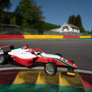 Formula 4 Italiana: Wharton vince e convince